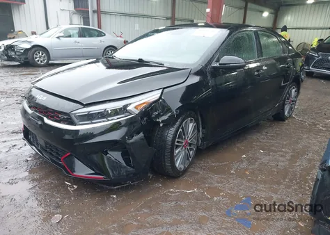 2015 Kia Forte Lx z USA, uszkodzony, nr VIN KNAFK4A68F5256975